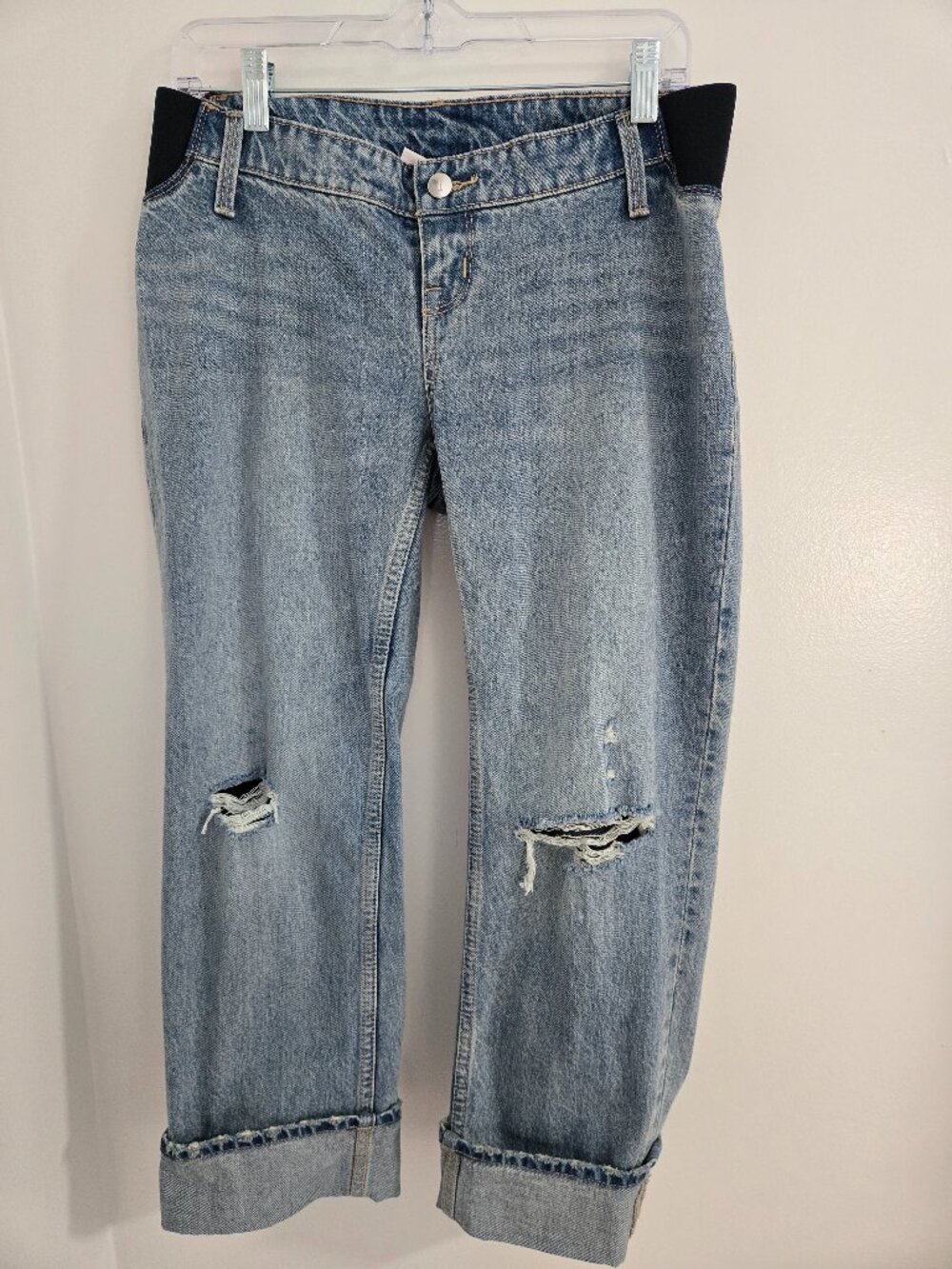 Isabel Maternity Ingrid & Isabel Distressed Cropped Straight Leg Jeans Size 2